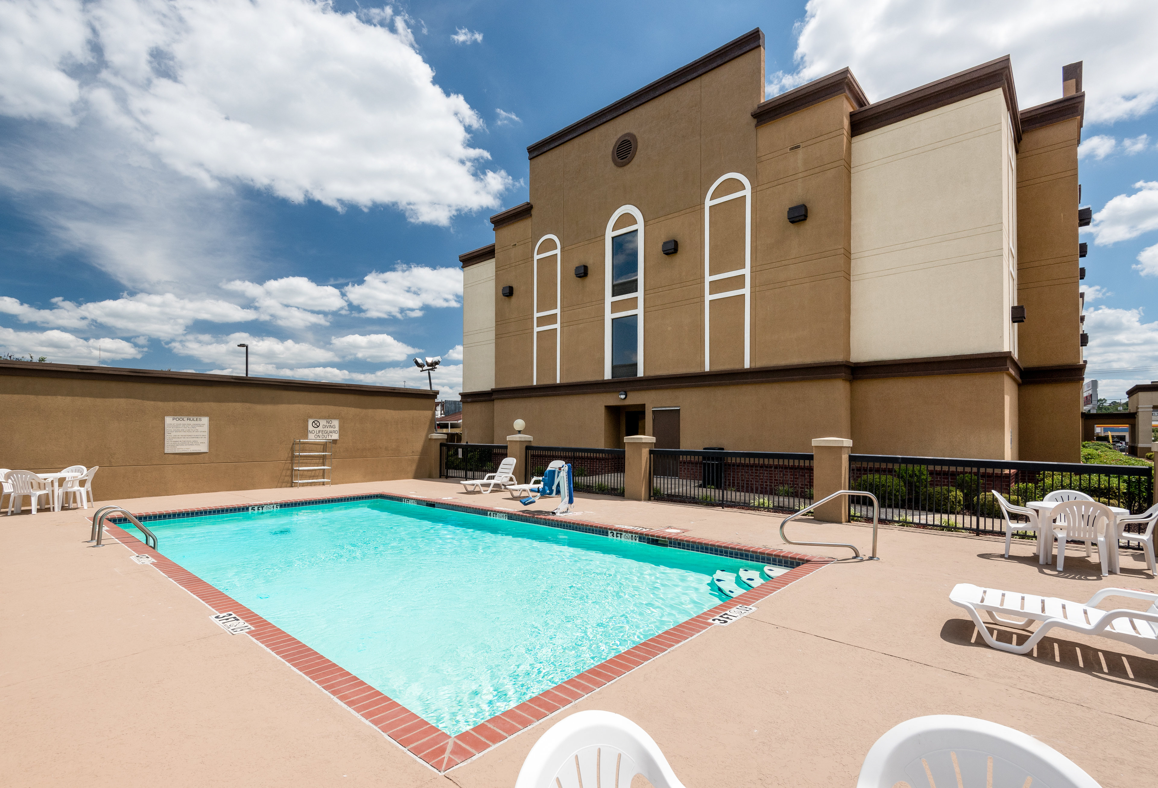 Holiday Inn Express Hotel And Suites Grenada 47/51