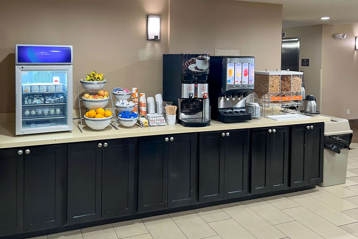 Comfort Inn and Suites Surprise Near Sun City West 20/55