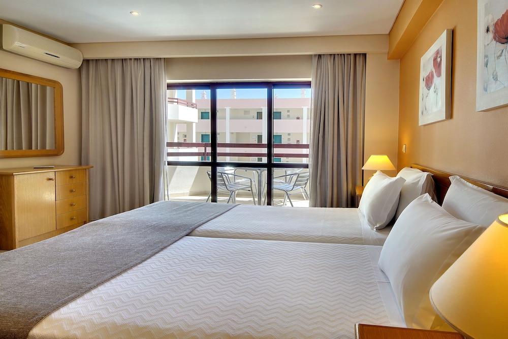 Alba Hotel 25/50