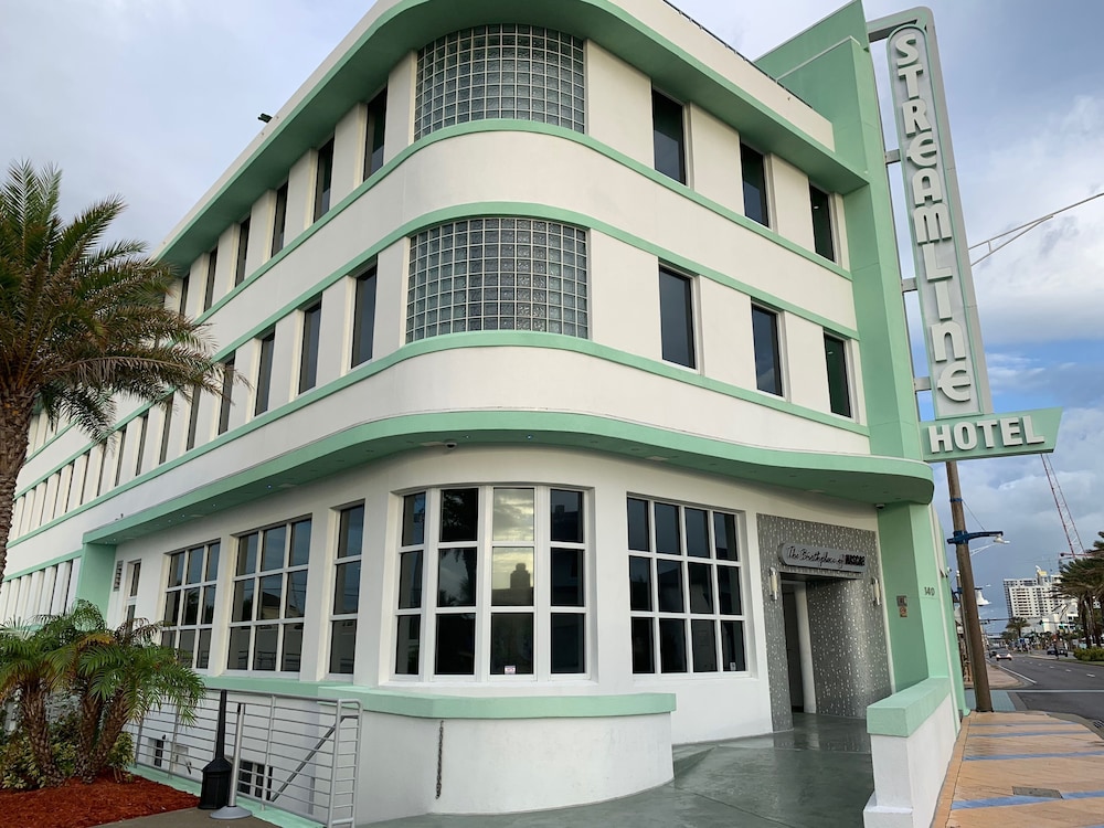 Streamline Hotel 2/50