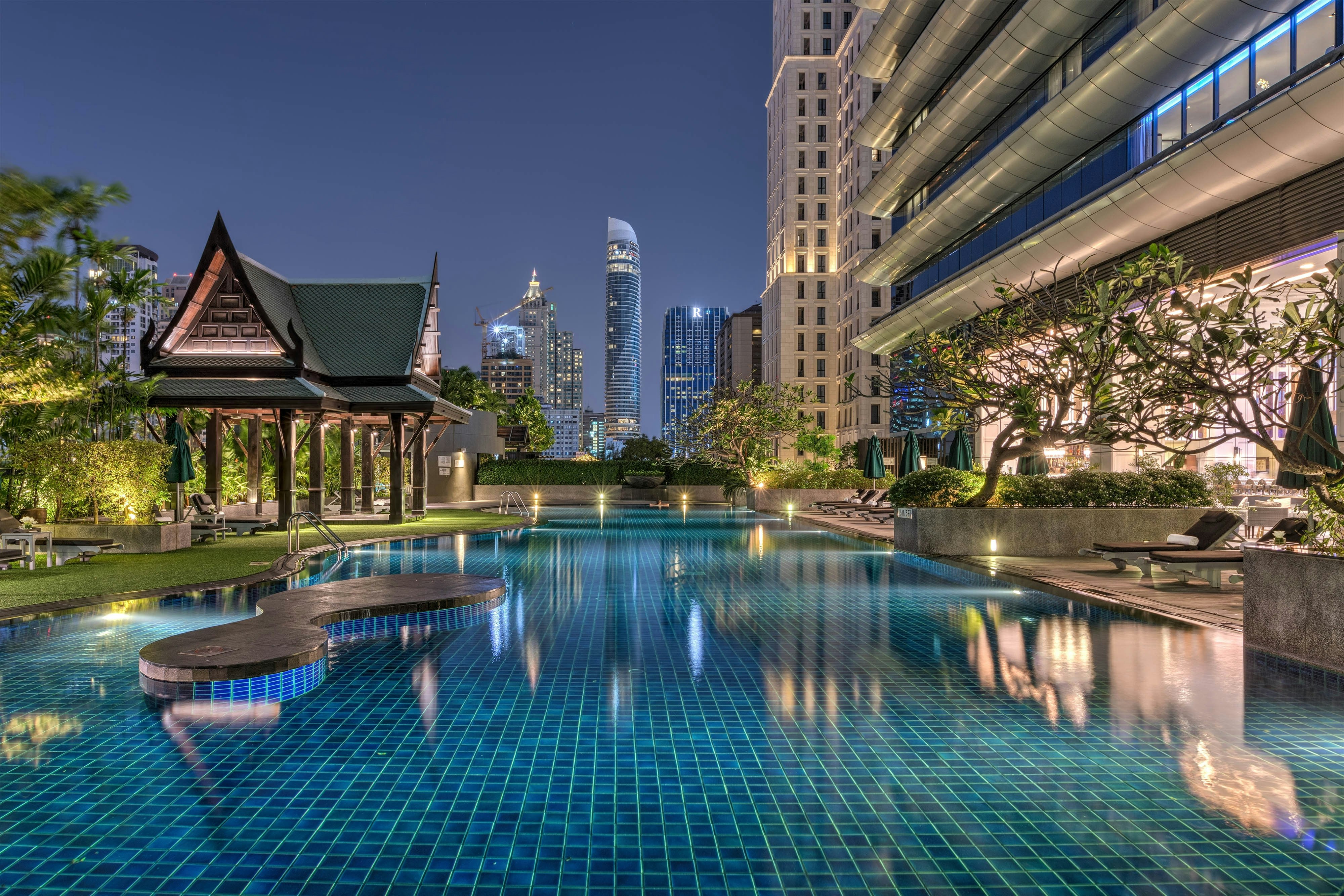 THE ATHENEE HOTEL, A LUXURY COLLECTION HOTEL BANGKOK 63/63