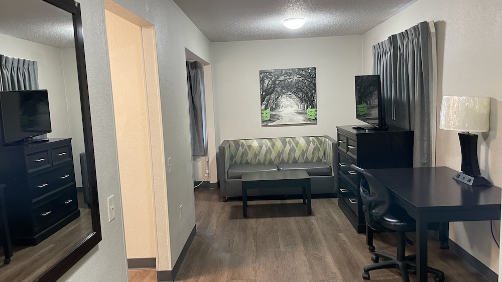 Sonesta Simply Suites Memphis 30/50