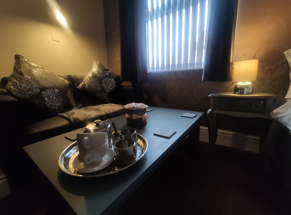 The Mardi Gras Guest Accommodation 37/47