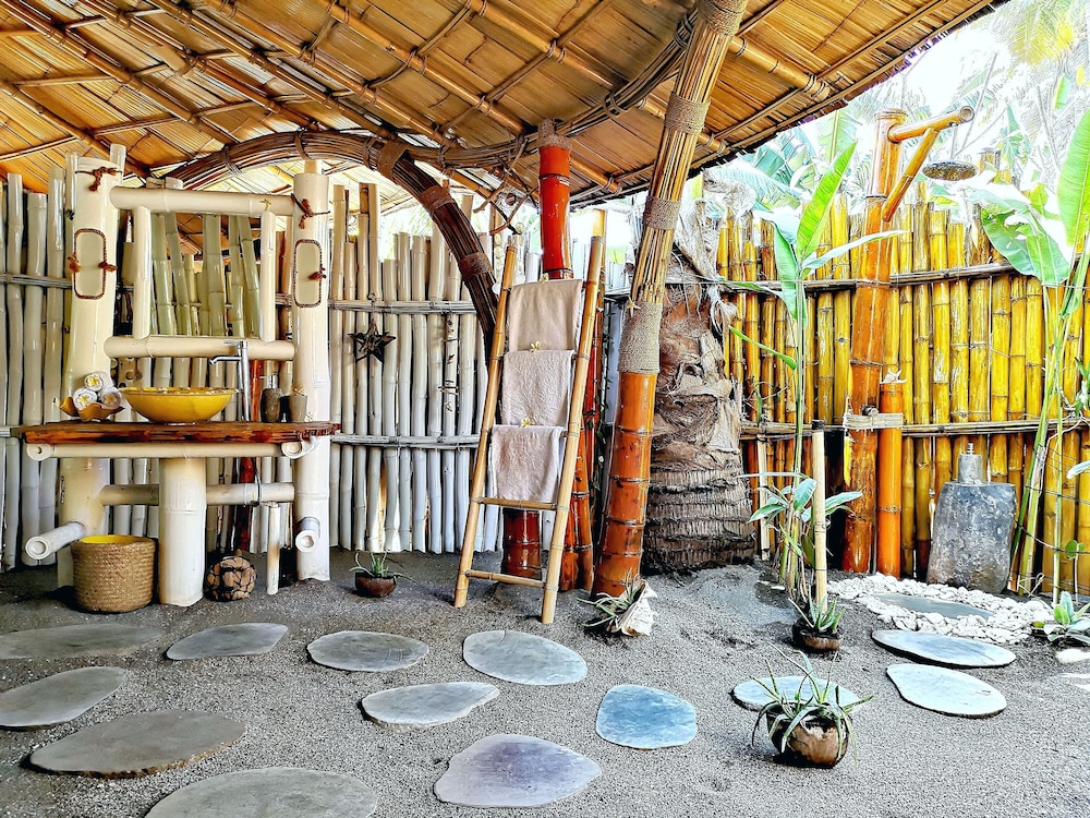 Coconut Garden Beach Resort 42/47