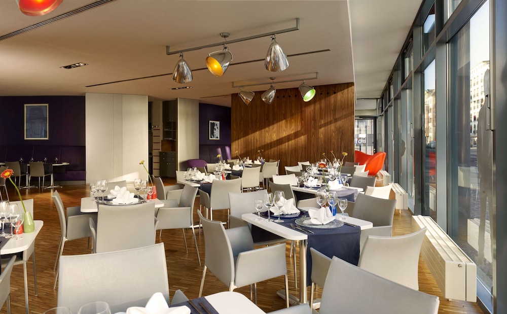 Park Plaza Berlin 37/49