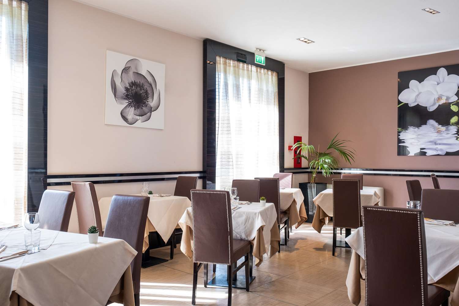 Quality Hotel Green Palace Monterotondo It 23/28