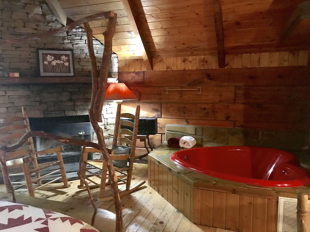 Gatlinburg Adventure Cabins 19/48