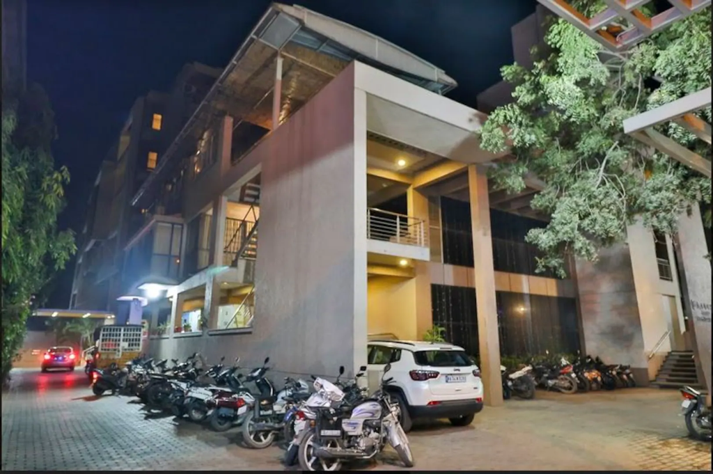 HOTEL BALA REGENCY 21/27
