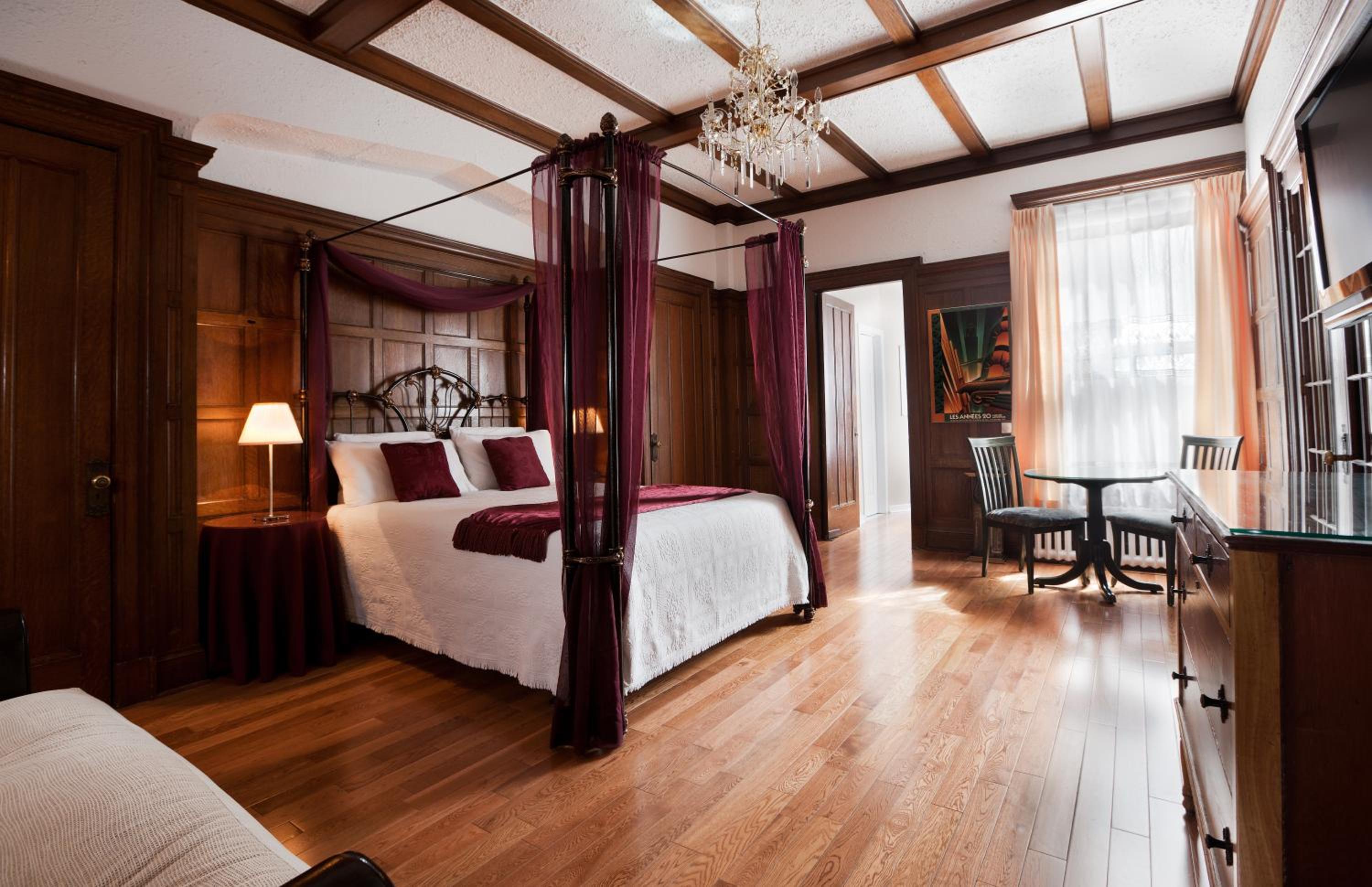 Hotel Chateau de l Argoat 15/50