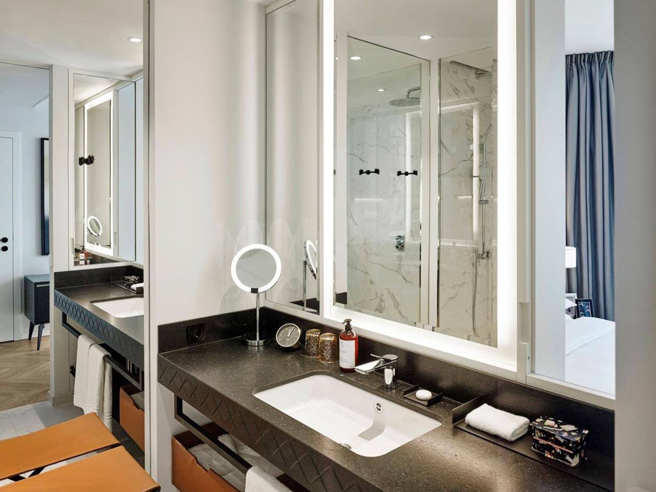 غرفة بسرير فردي في طابق مرتفع، Andaz Vienna Am Belvedere -A Concept By Hyatt 3/3