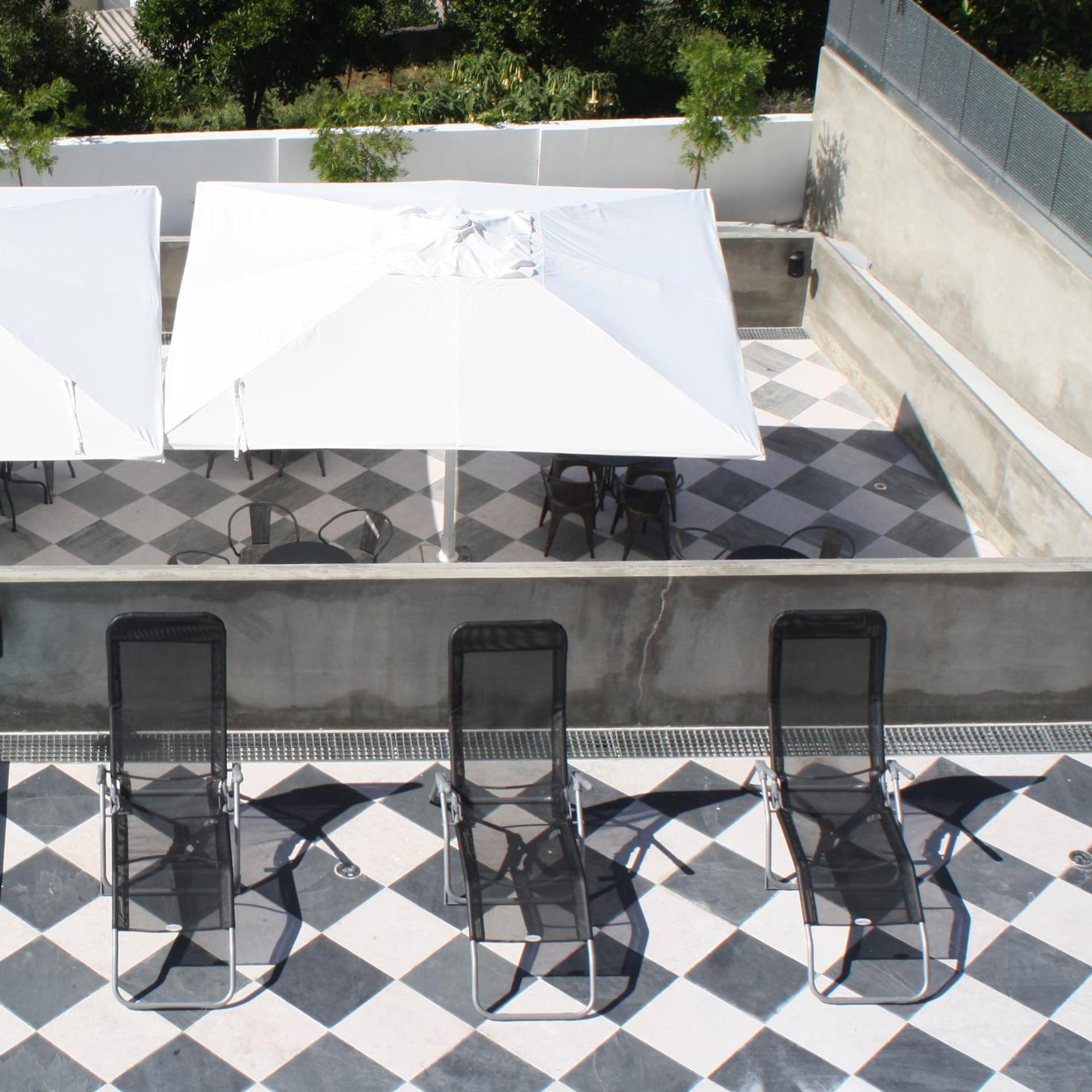 N1 Hostel Apartments & Suites 46/50