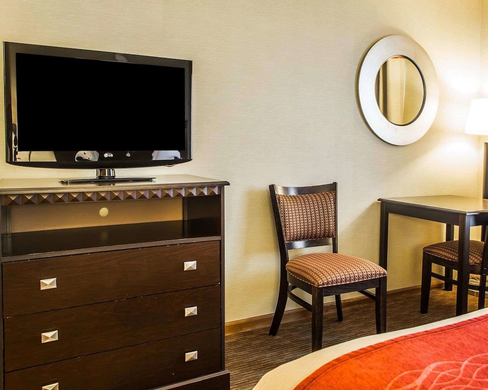 Quality Inn Greenville North 35/40