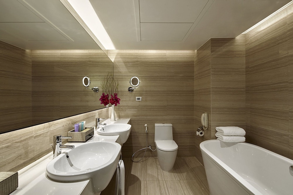 The Landmark Bangkok Hotel 30/73