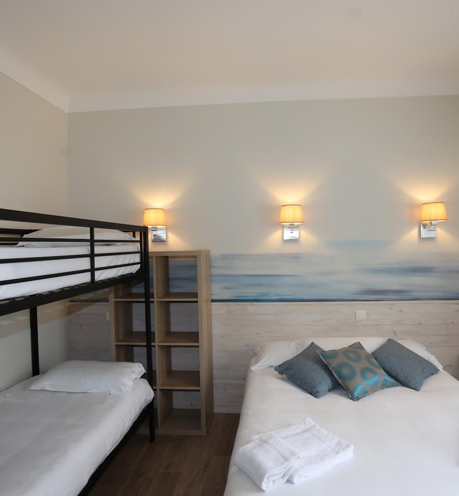 Hotel Pavillon Imperial 11/63