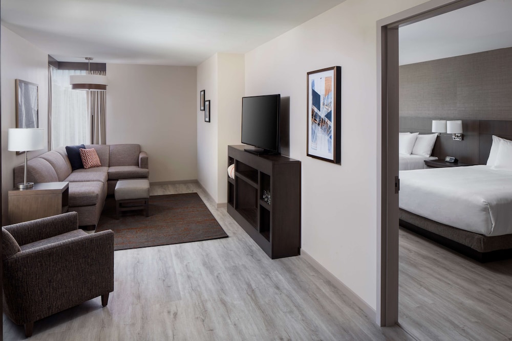 Suite, 2 Queen Beds, Sofa, Accessible, Hyatt Place Poughkeepsie 3/5