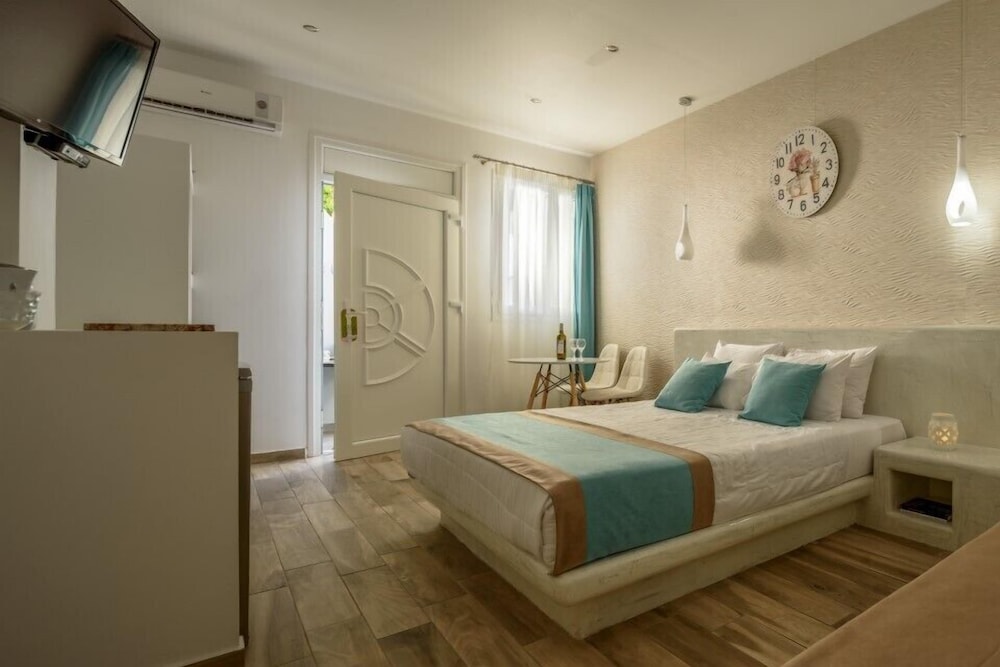 Oasis Hotel Fira 20/27