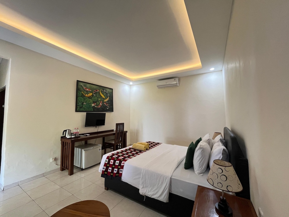 Lovina Beach Hotel 27/65