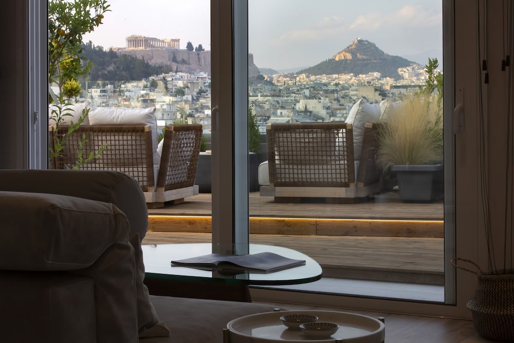 Supreme Luxury Suites By Athens Stay 38/67