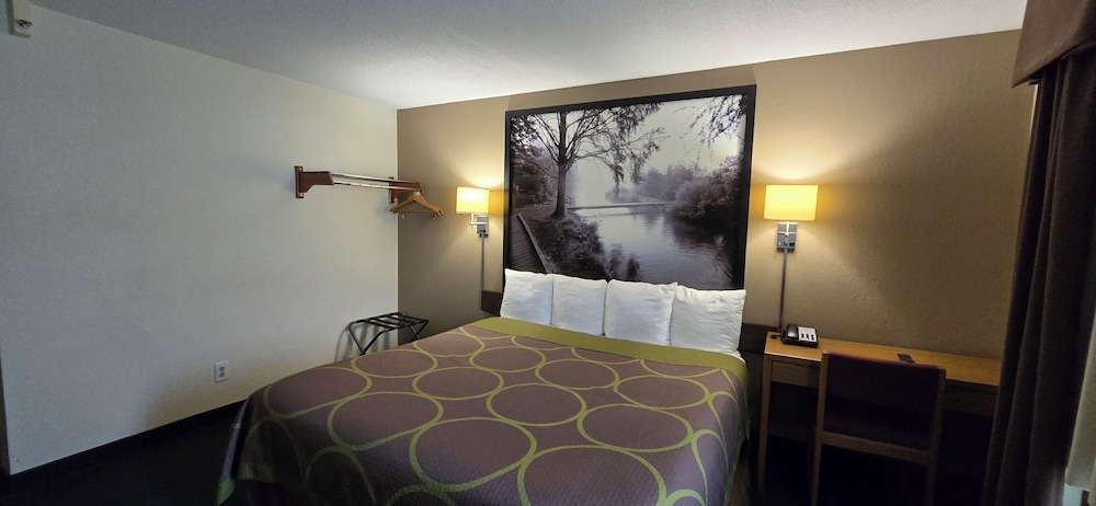 Super 8 By Wyndham Rogers Minnesota 42/42