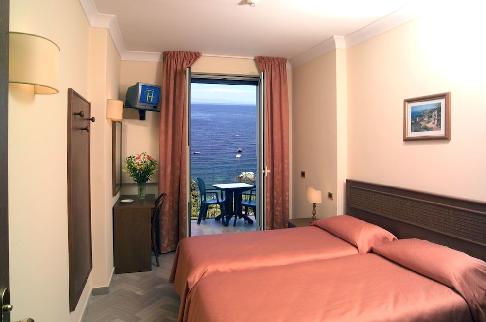 Room at Villa Bianca Resort, TAORMINA