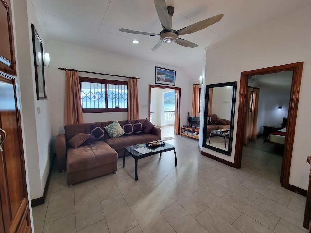 The Drake Seaside Apartment 17/41