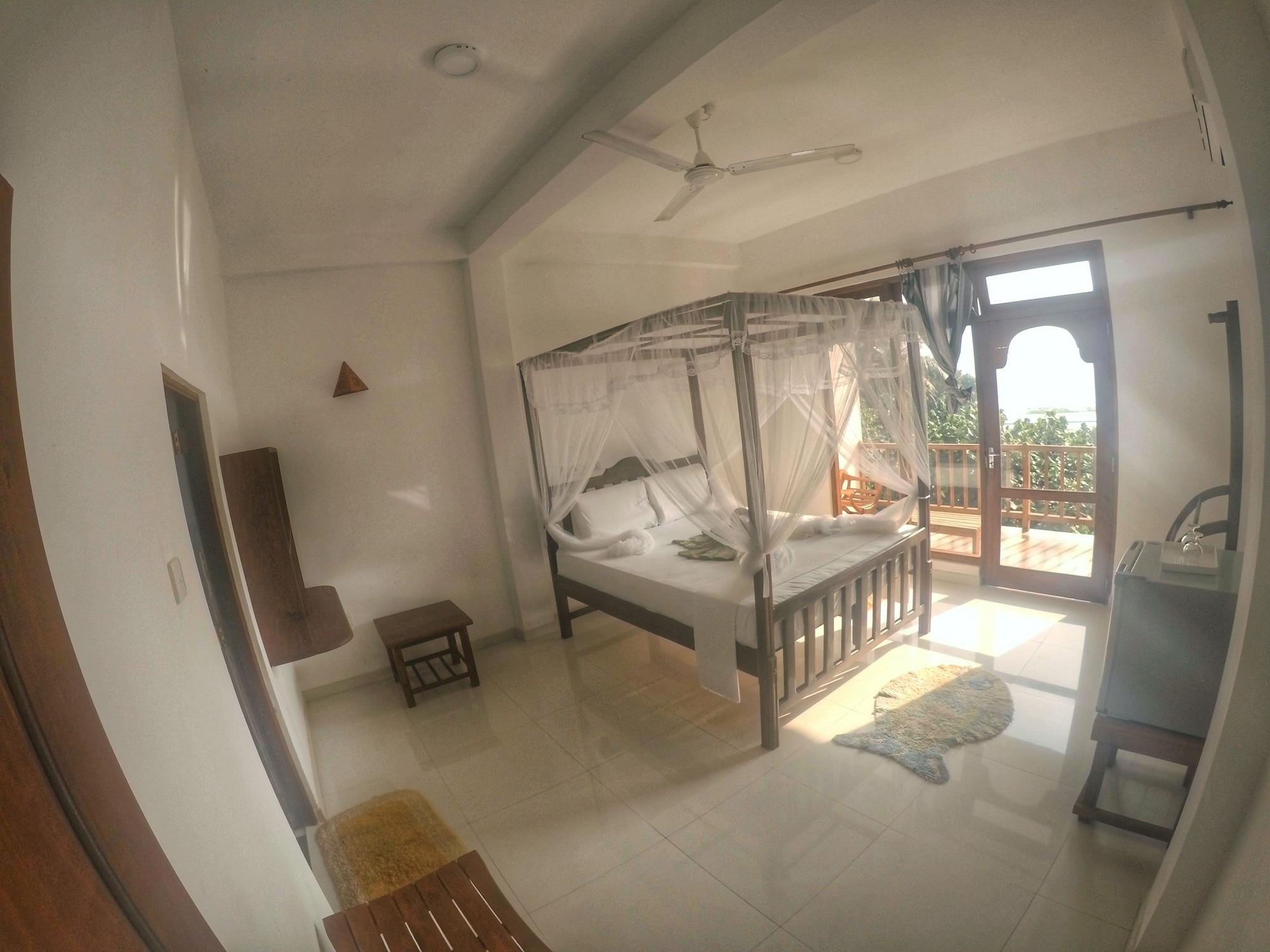 SUPERIOR, KING BED, OCEAN FRONT, SEA VIEW