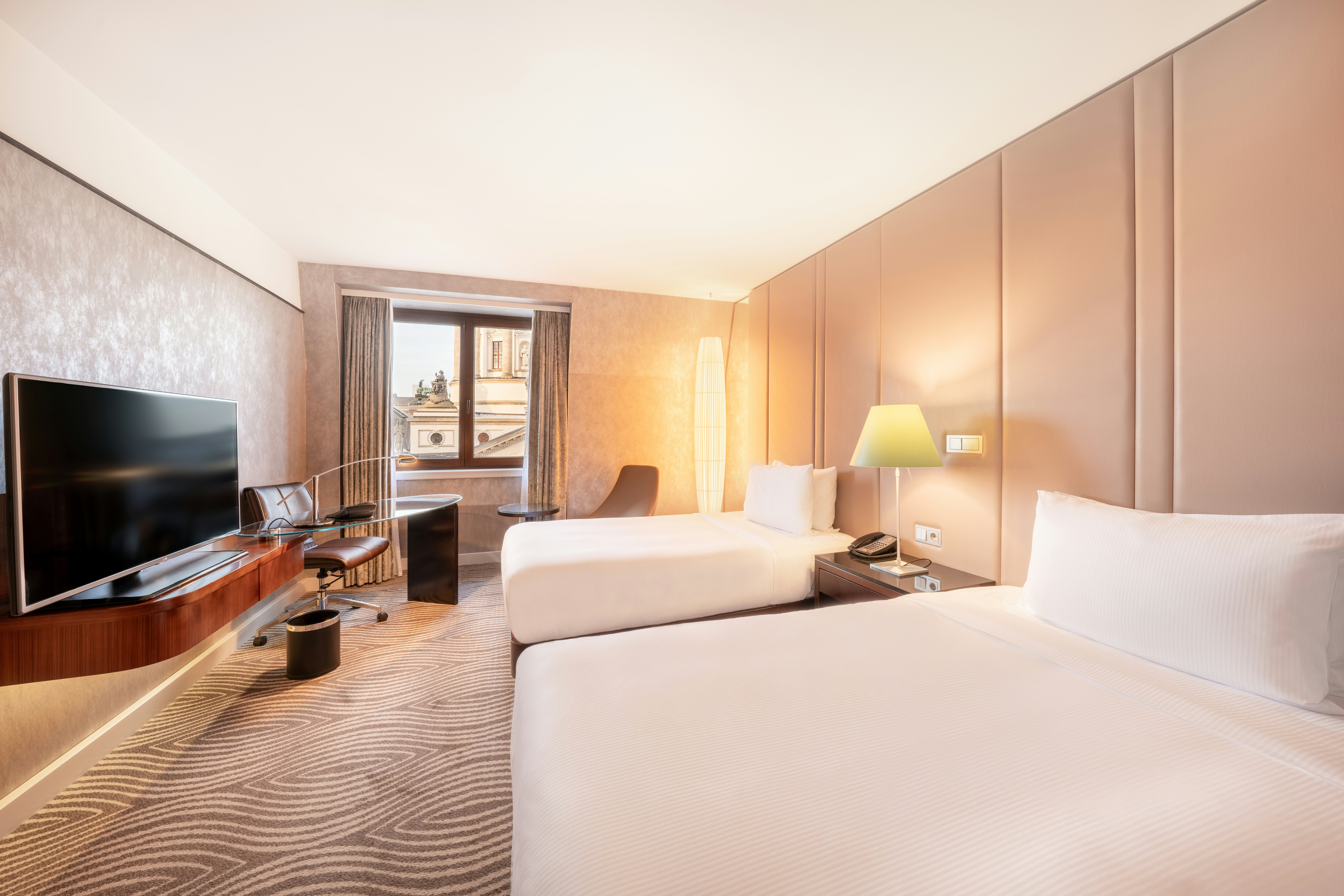 Guest Room, Twin Beds, Dome View