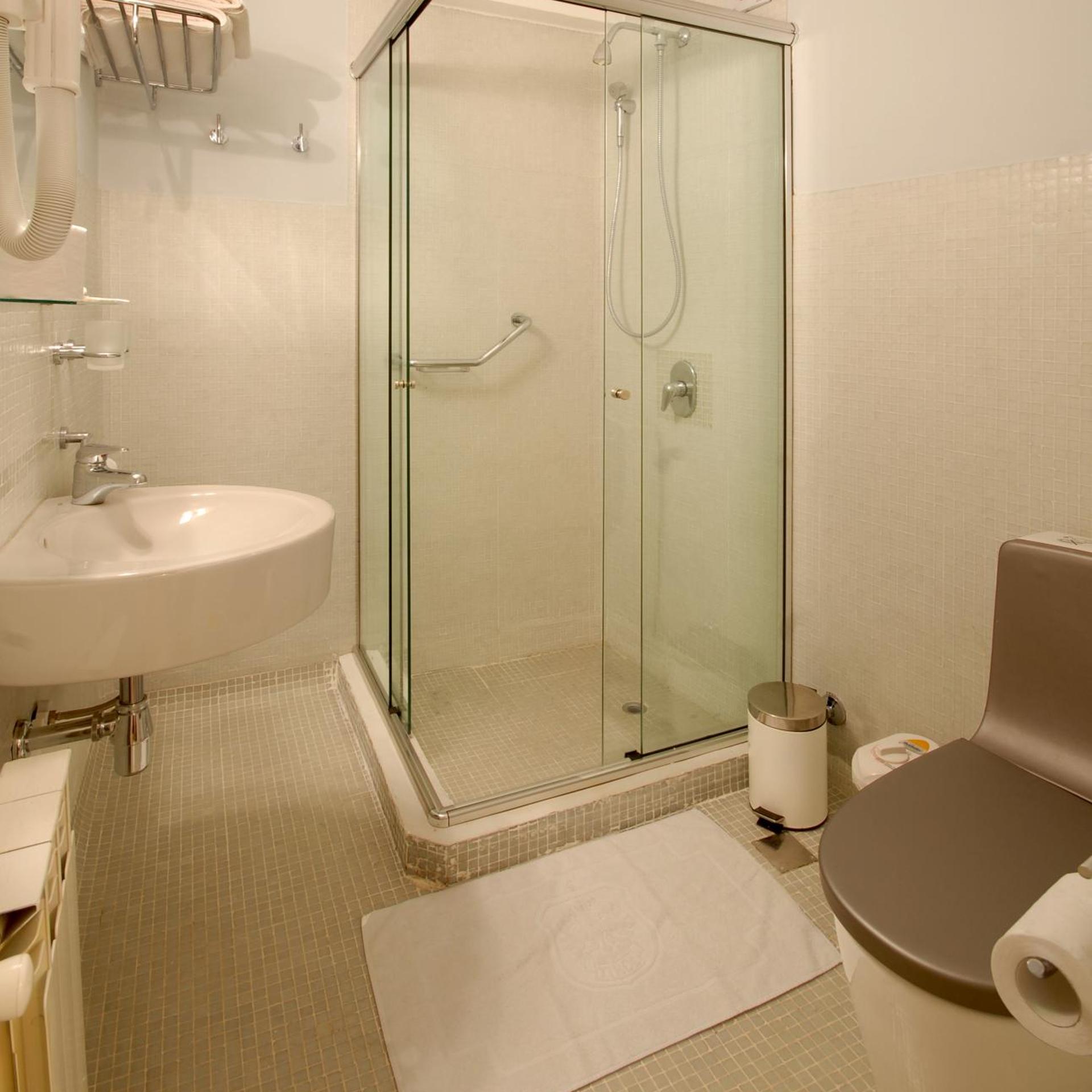 Hotel Tirol 26/28