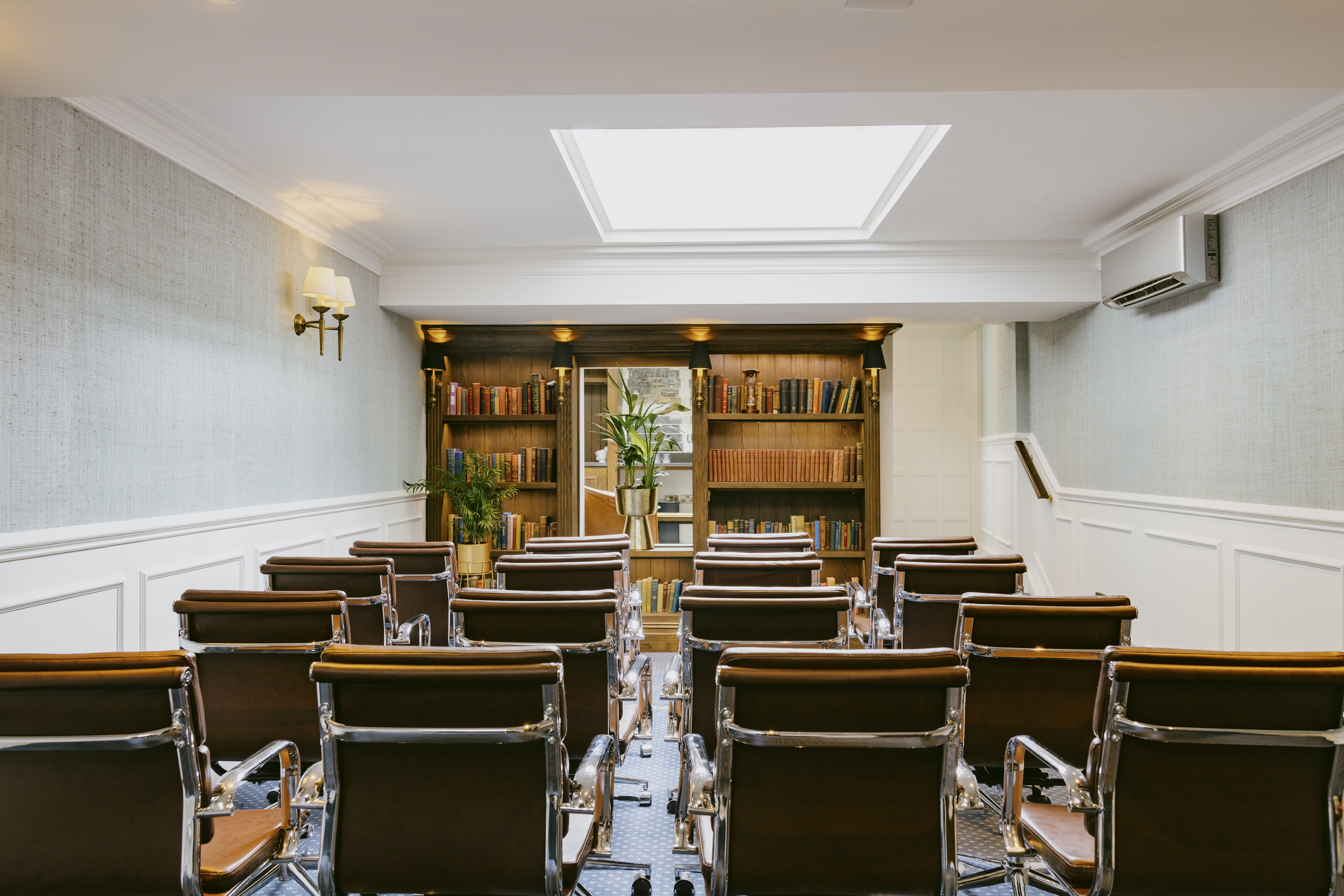 The Randolph Hotel Oxford, a Graduate by Hilton 75/88