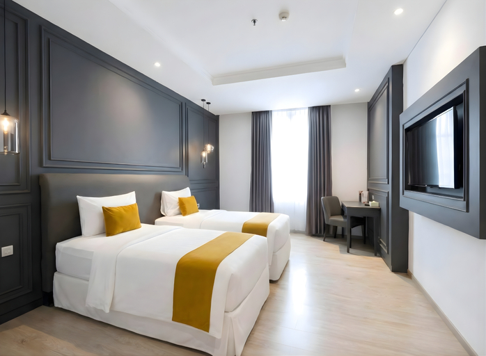 Royal, Deluxe, Twin Beds