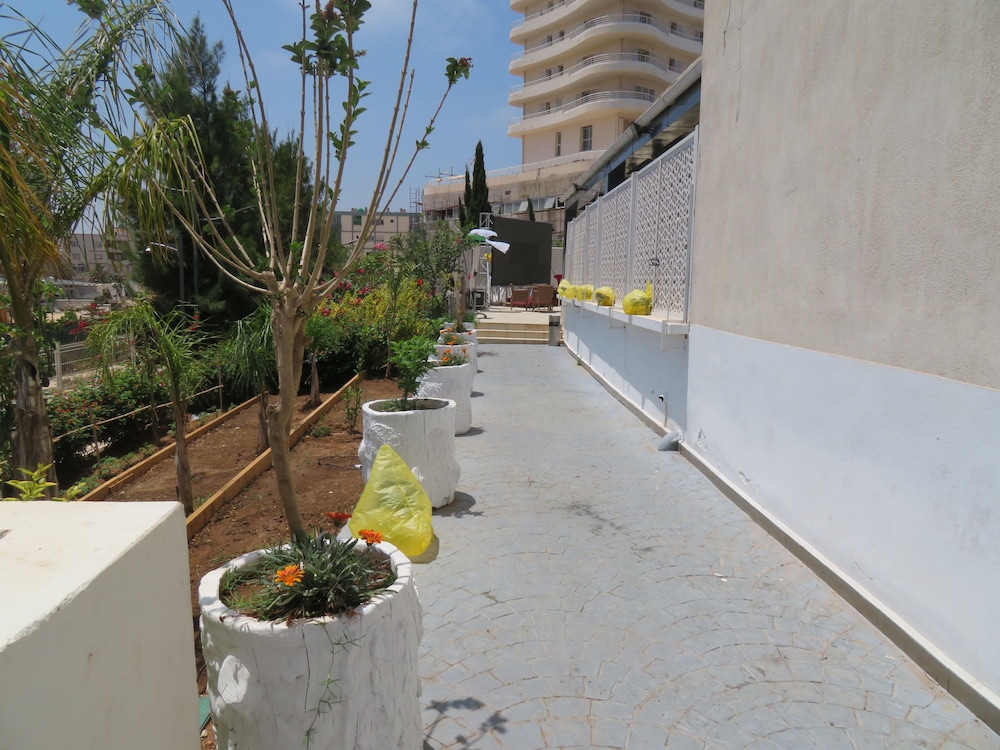 Ibis Oran Les Falaises 43/48