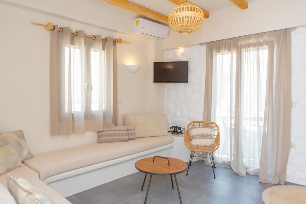 Ampelos Residence 15/20