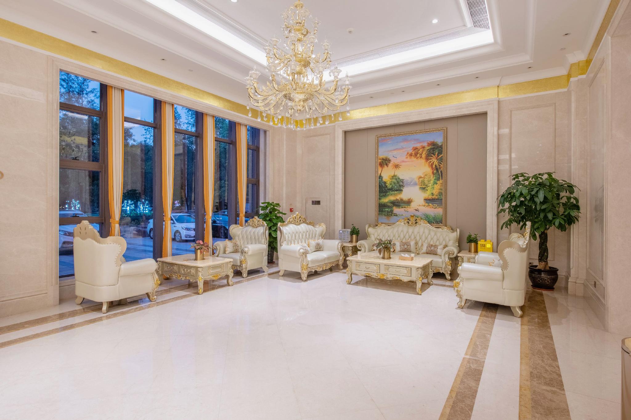 Vienna International Hotel (Zhongshan Lihe Plaza Xingzhong Road Store) 48/58