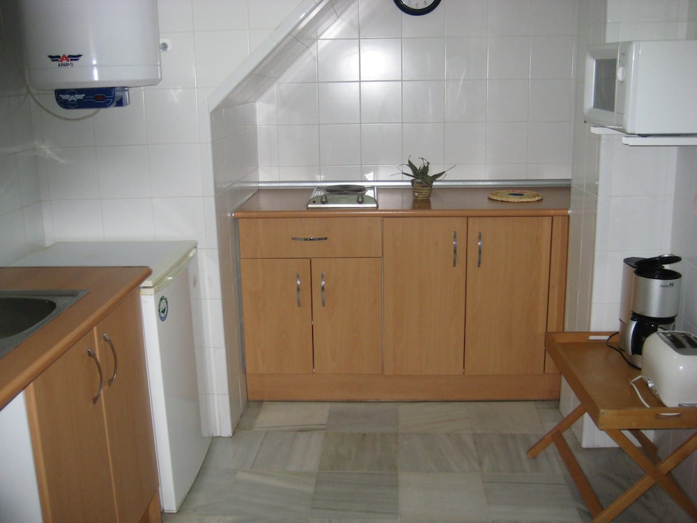 Apartamentos Larga 70 10/80