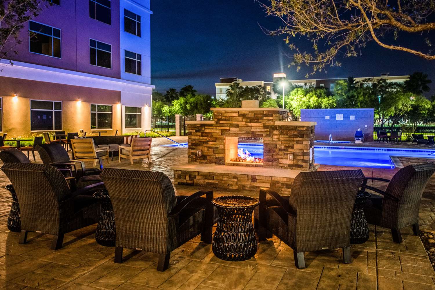 Cambria Hotel McAllen Convention Center 30/40