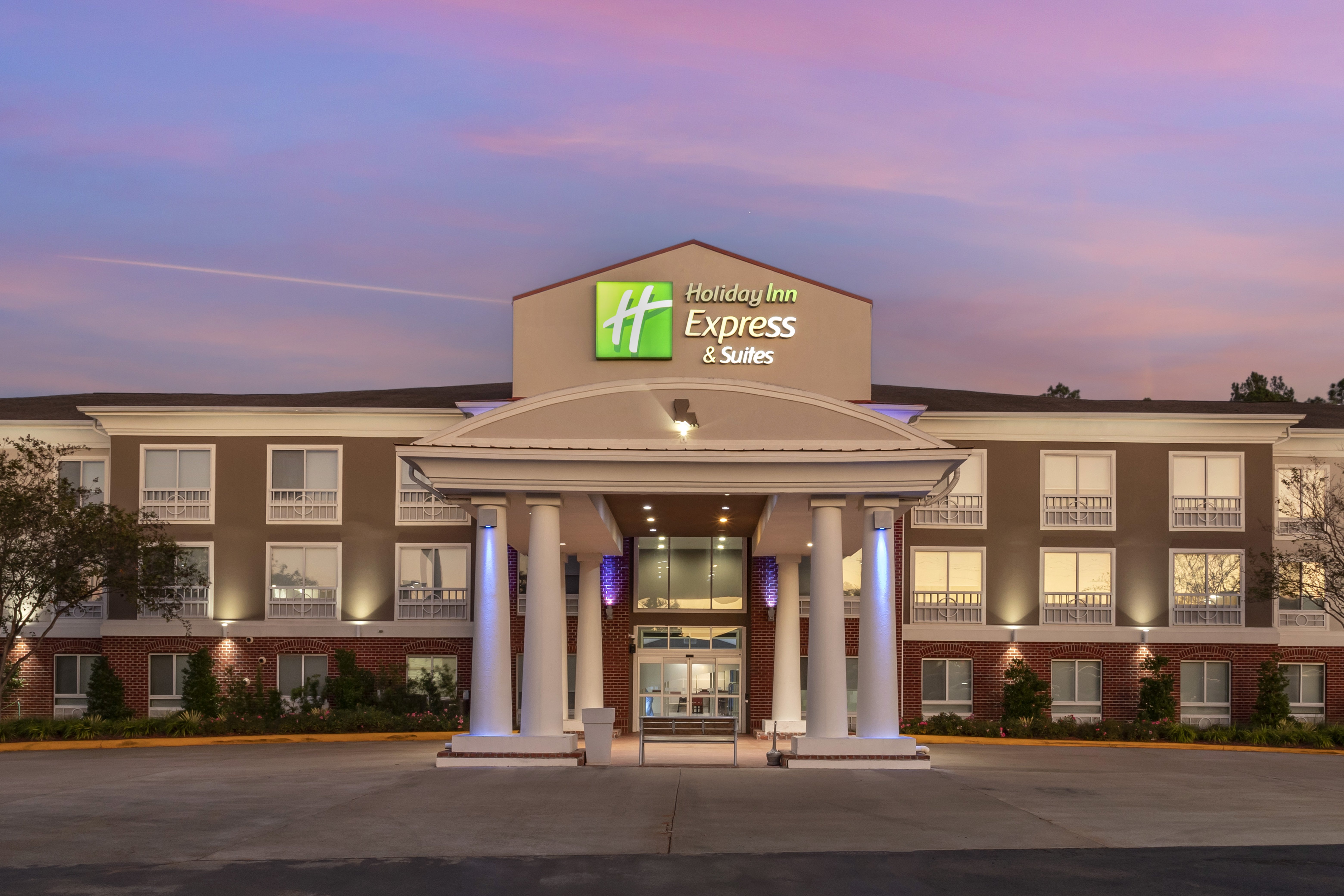 Holiday Inn Express Hotel Suites Natchitoches 2/56
