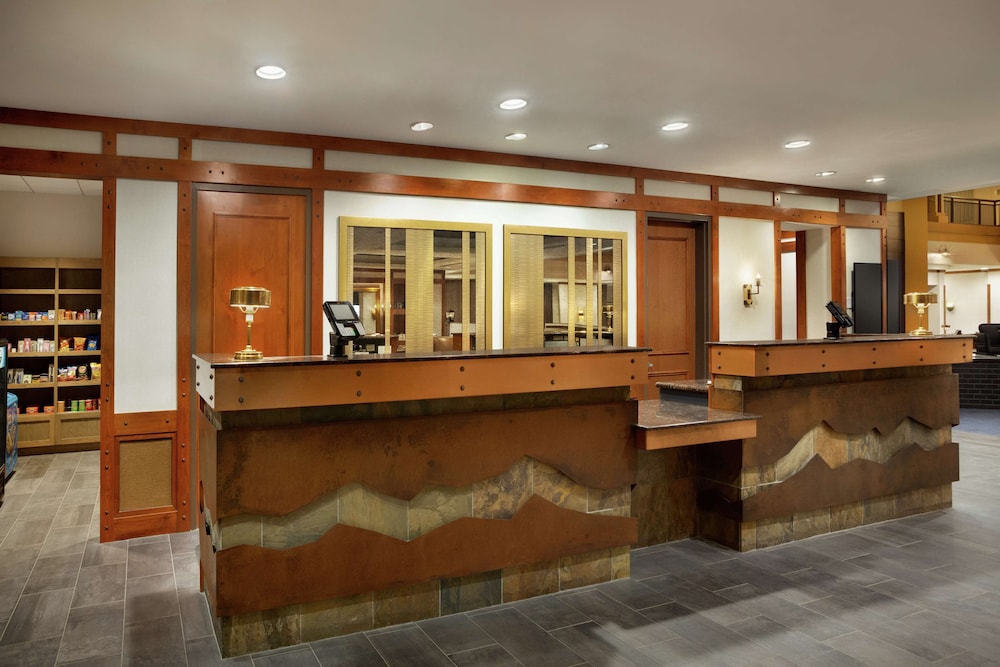 Embassy Suites By Hilton Denver International Airport 6/62