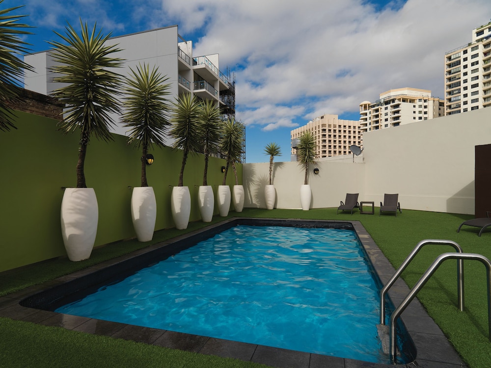 Vibe Hotel Sydney 34/36