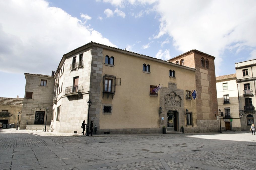 Hotel Palacio de Valderrabanos 70/78