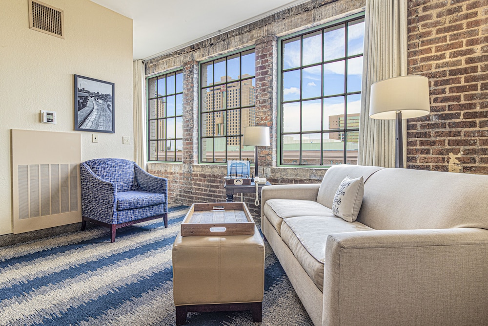 The Mercantile Hotel 24/55