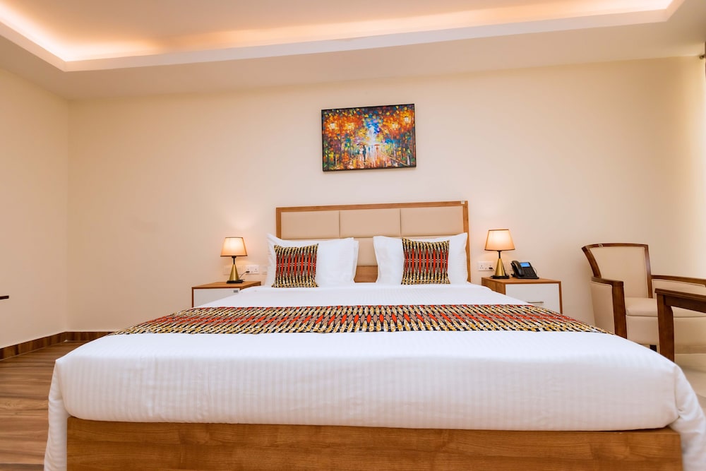 The Hut Restaurant & Boutique Hotel 20/55