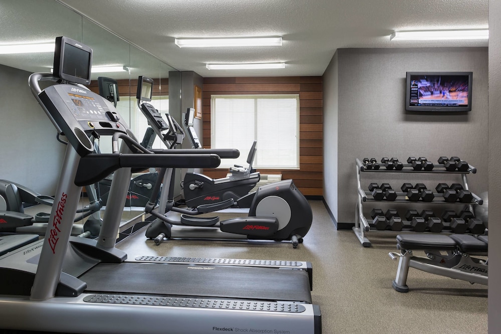 Fairfield Inn And Suites By Marriott Valparaiso 11/17