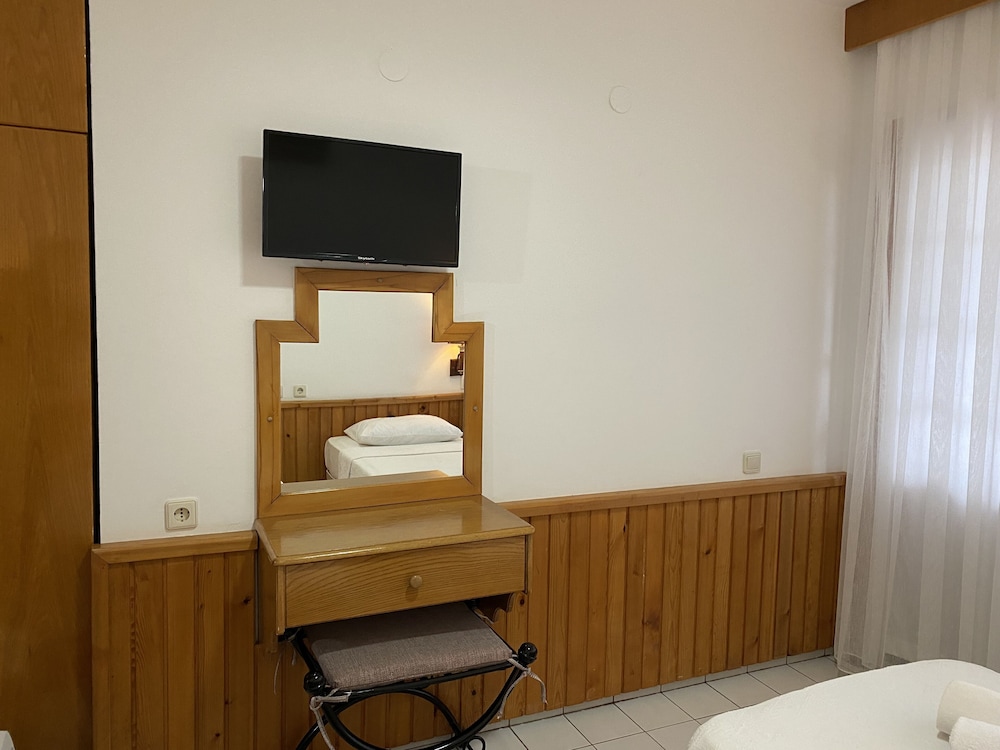 Naturella Hotel 72/82