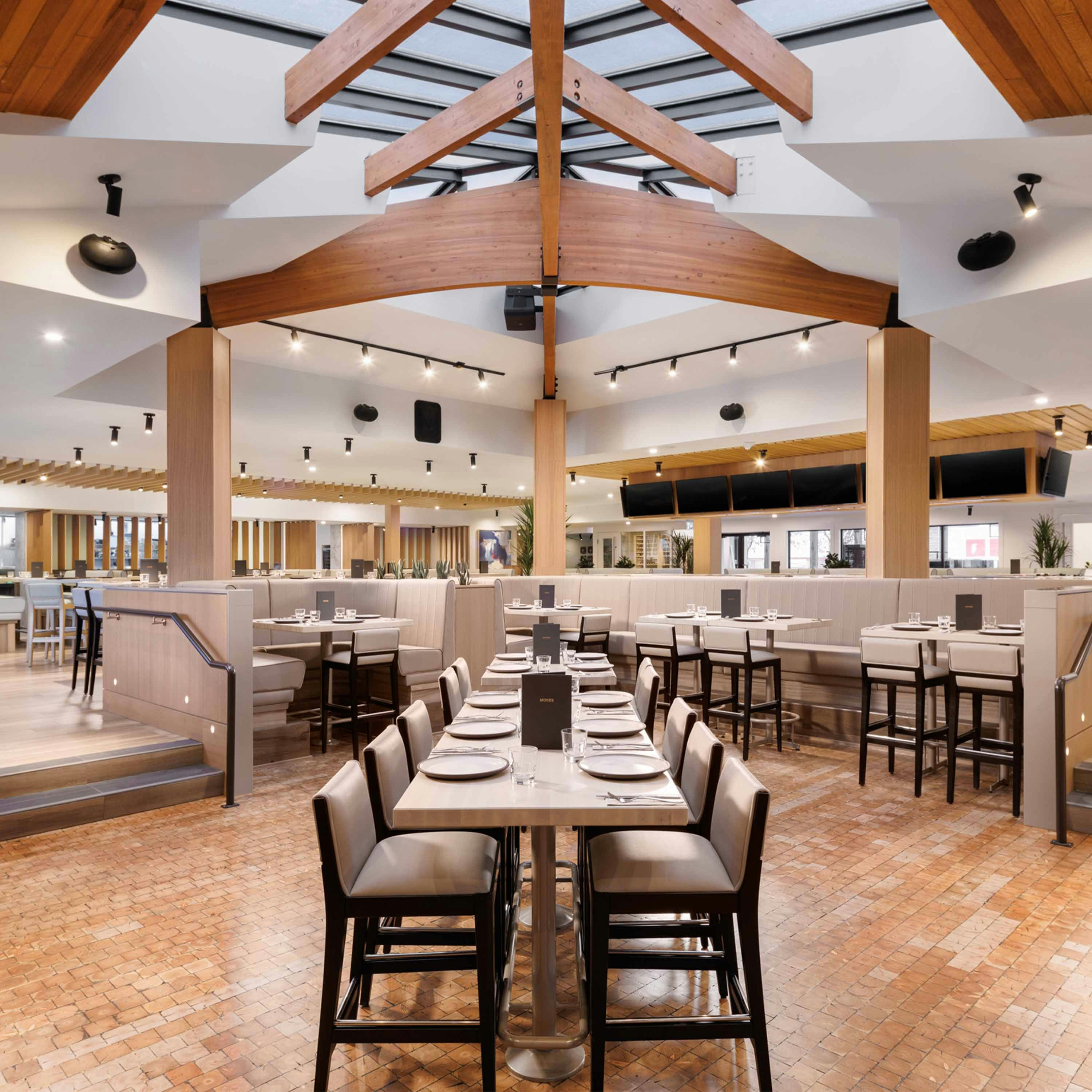 Sandman Hotel Kelowna 43/50