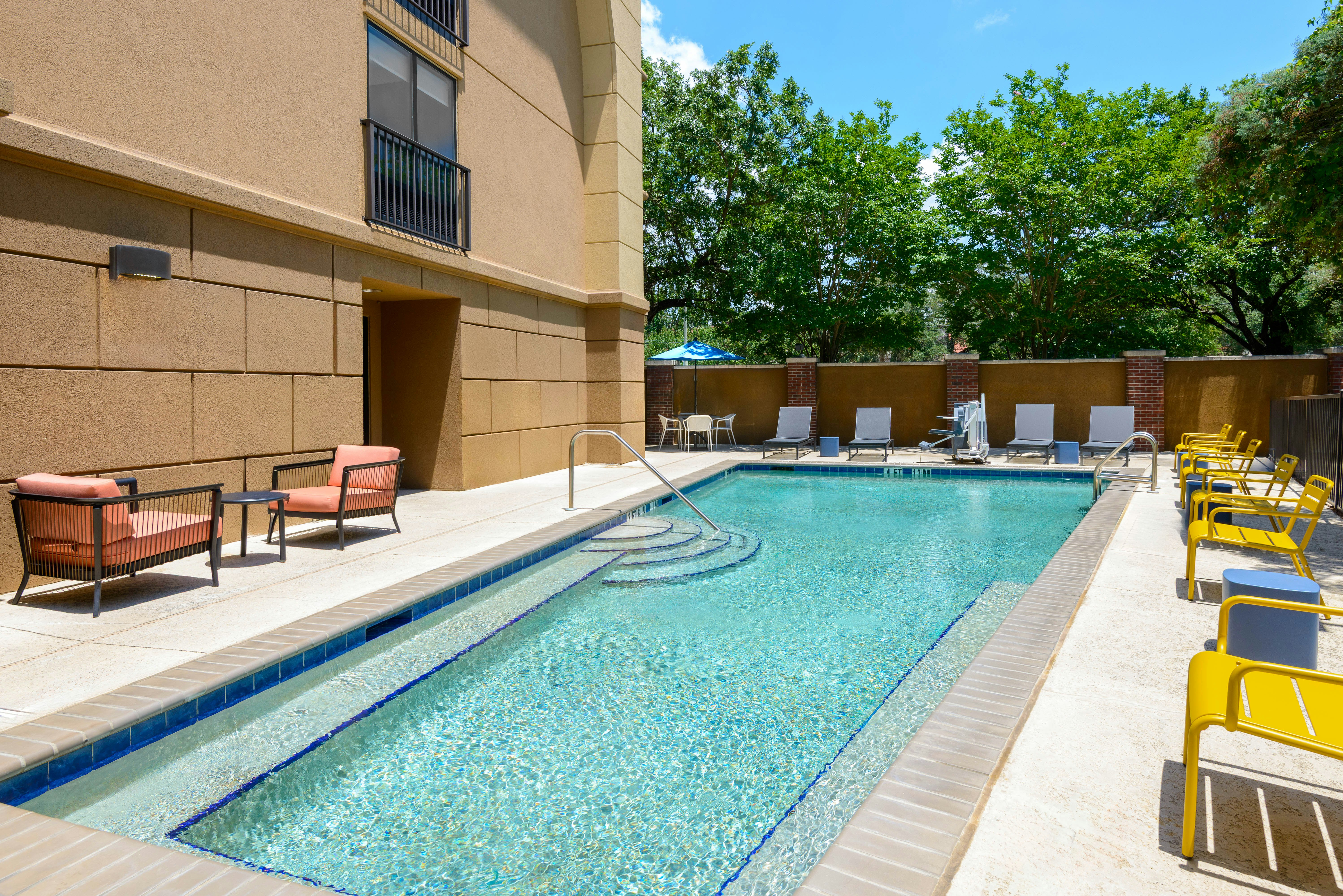 Hampton Inn Suites Pensacola Gulf Breeze 64/64