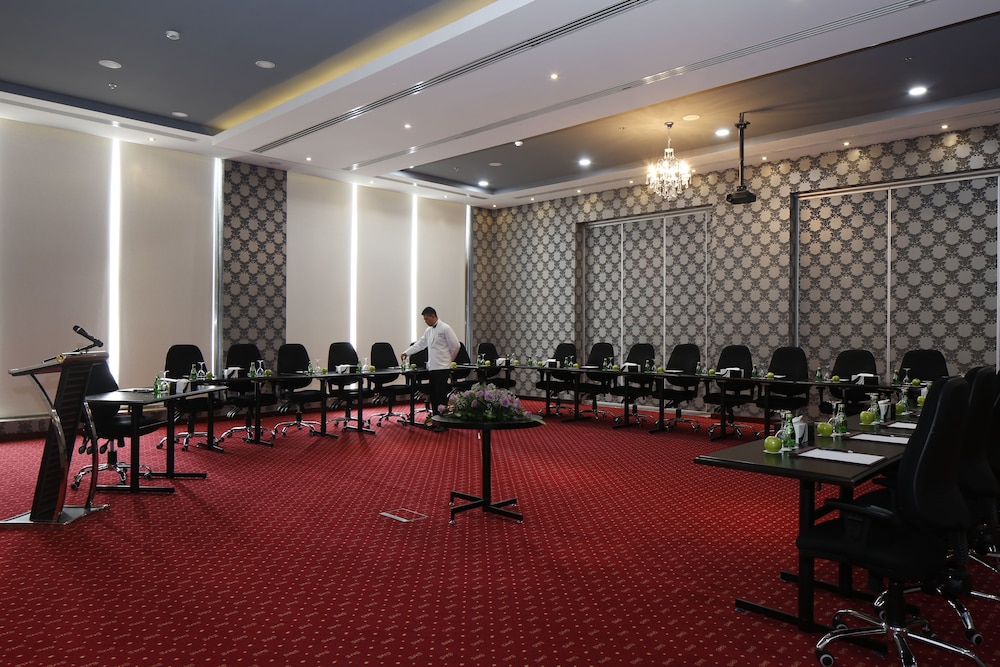 فندق ورويك الجبيل(Warwick Al Jubail Hotel) 58/70