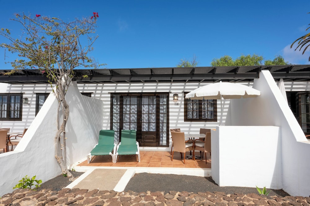 Ona Las Casitas 2/47