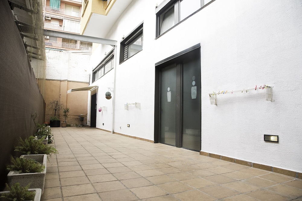 Ant Hostel Barcelona 6/66