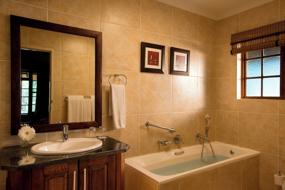 2 BEDROOMS, CHALET