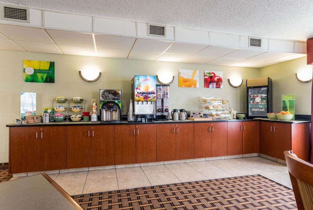 Quality Inn Battleboro - Rocky Mount 9/38